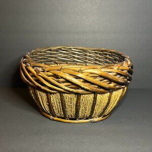Vintage Brown Oval Round Woven Wicker Rattan & Jute Decorative Basket 6.25 x 11"